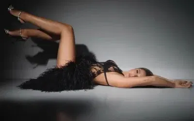 Hadise’den şaşırtıcı paylaşım: Bak gözlerini alamayacaksın, eminim
