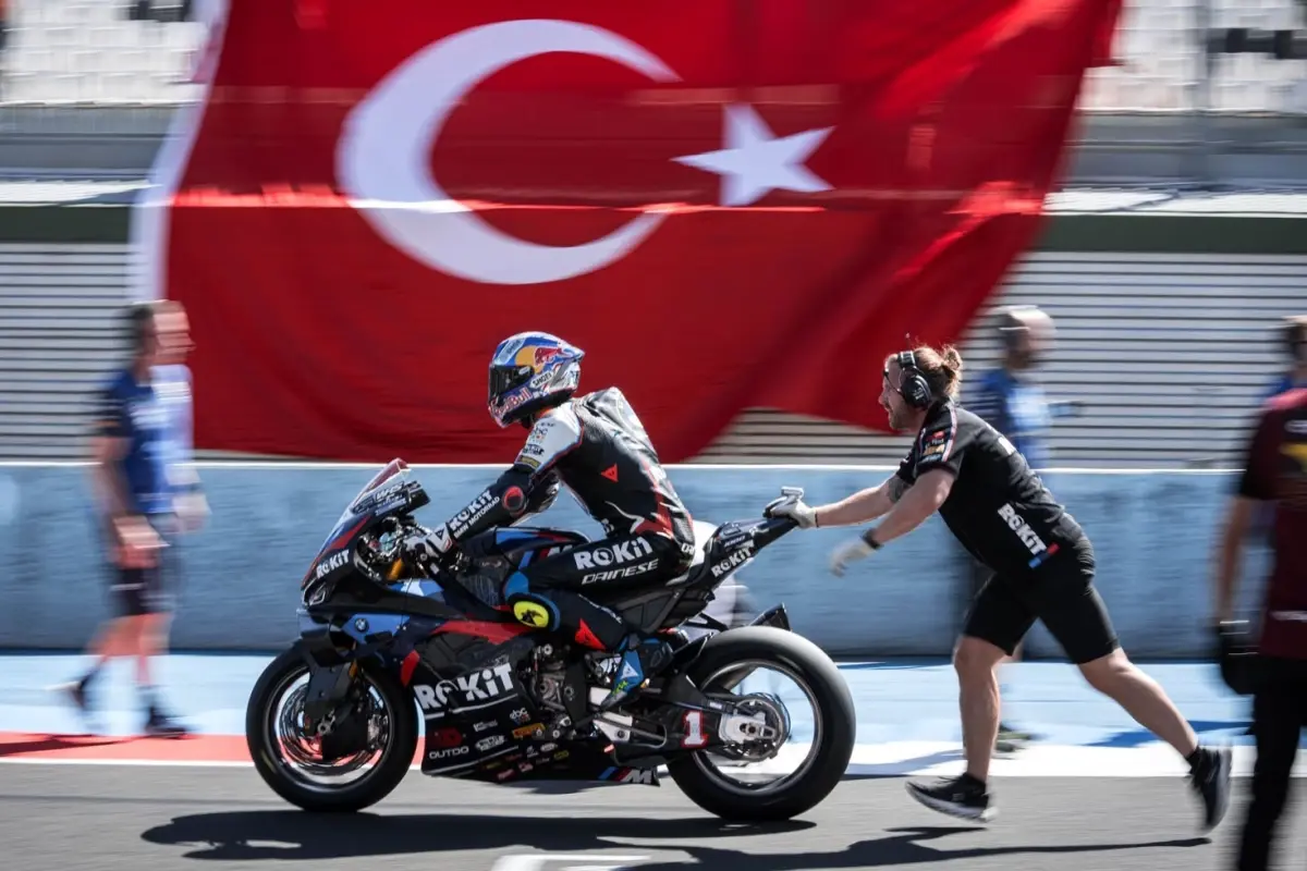 milli-motosikletci-toprak-razgatlioglu-fransa-da-19022751_2581_amp.jpg