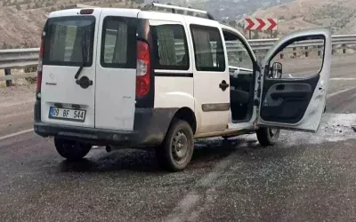 Sivas’ta Kafa Kafaya Çarpışma: 4 Kişi Yaralandı