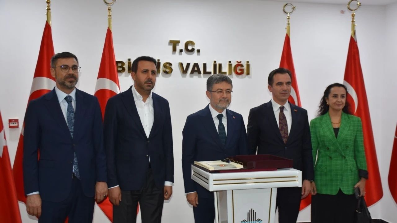 Bakan Yumaklı Nemrut Kalderası'na Gitti