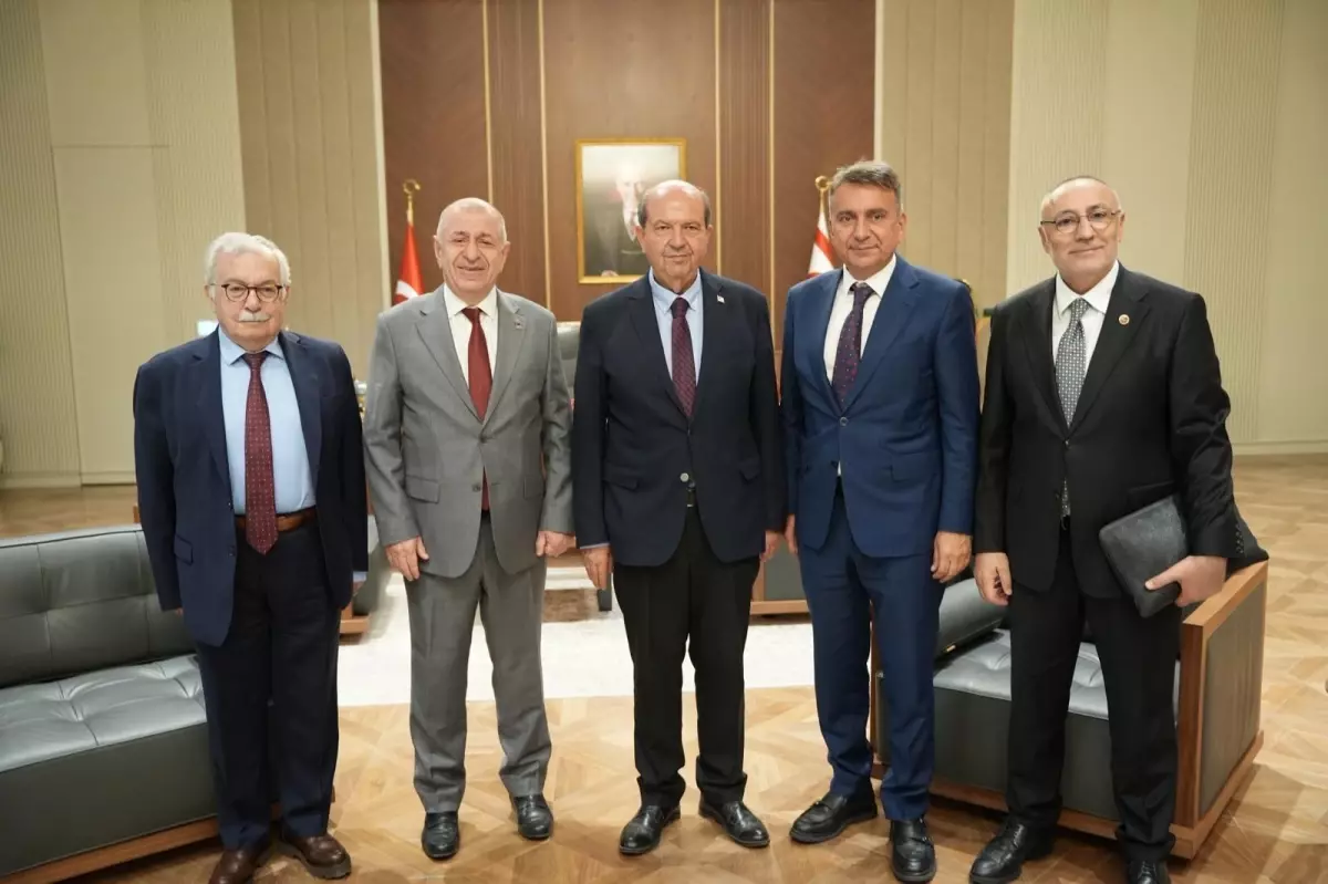 asav-baskani-murat-doganay-ve-umit-ozdag-dan-19121400_7515_amp.jpg