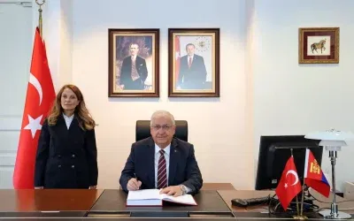 Bakan Güler Moğolistan Büyükelçiliğini Ziyaret Etti
