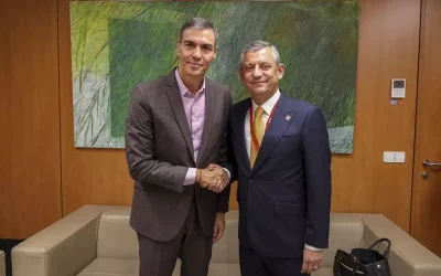CHP Lideri Özgür Özel, İspanya Başbakanı Pedro Sanchez ile Görüştü