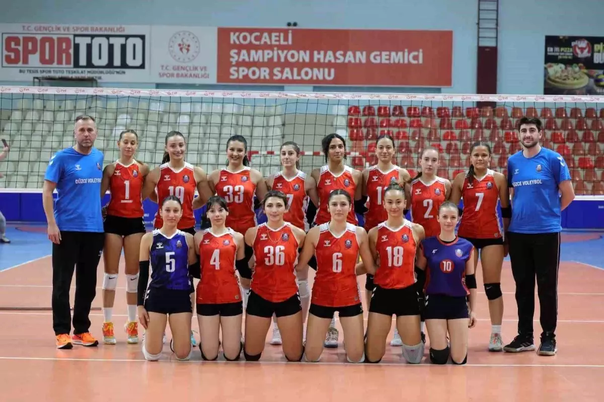 duzce-kadin-voleybol-takimi-ilk-galibiyetini-19201482_amp.jpg