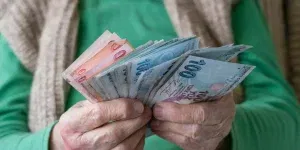 Emeklilere özel bankalar arasında büyük promosyon yarışı!
