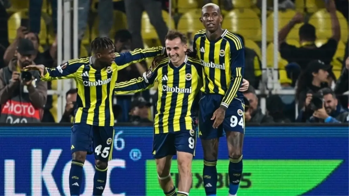 fenerbahce-stuttgart-macinda-talisca-fred-jhon-19179408_7292_amp.jpg