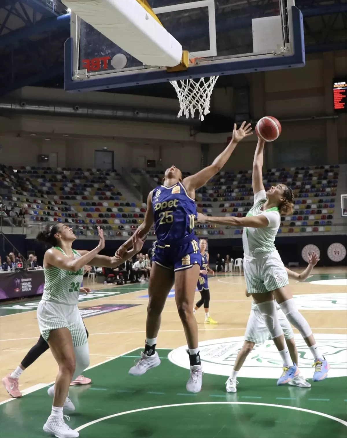 halkbank-kadinlar-basketbol-super-ligi-19162137_amp.jpg