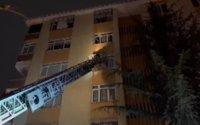 Kadıköy’de Apartman Yangını: 20 Kişi Kurtarıldı