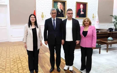 Otizmli Bireylerin Ruh Sağlığı Raporu Sunuldu Sağlık Bakanına