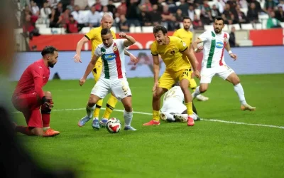 Amed ve İstanbulspor Arasında Golsüz Beraberlik