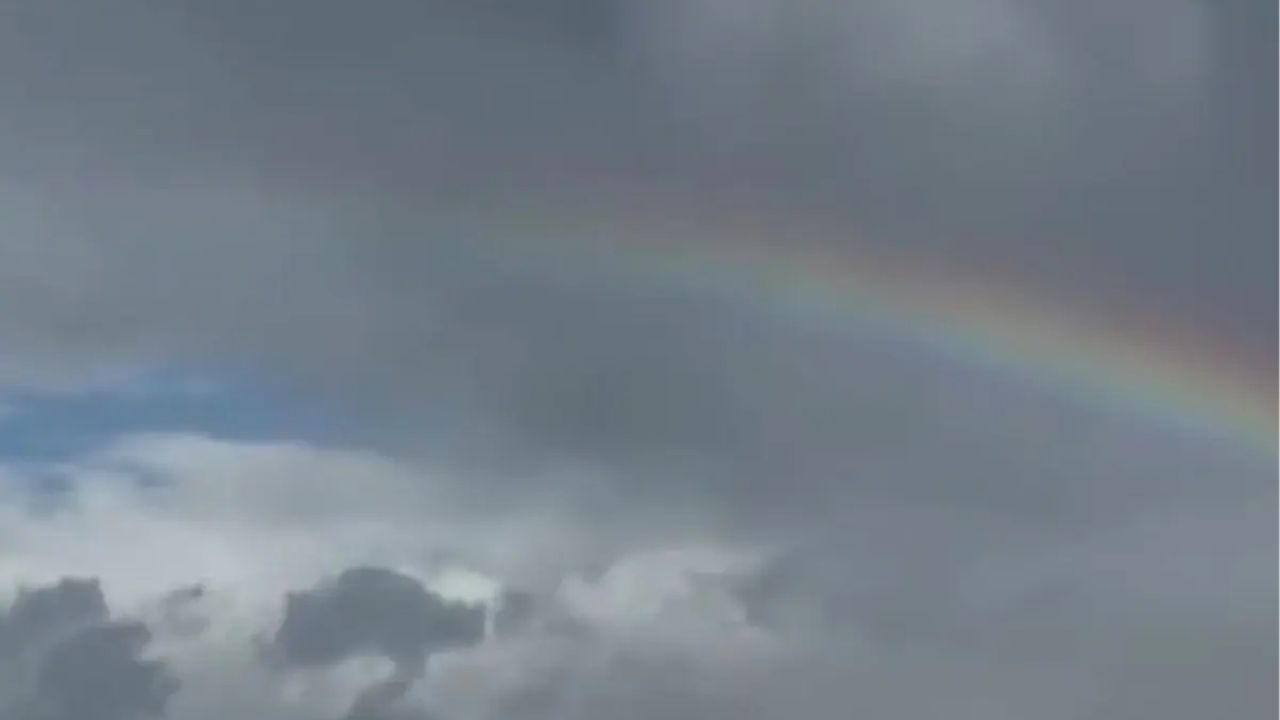 Ataşehir'de Yağmur Sonrası Gökkuşağı Manzaraları