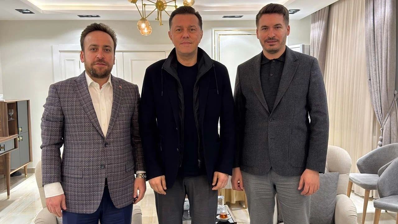 Hatipoğlu, Yeni İlçe Başkanlarıyla Buluştu