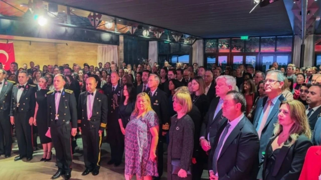 Hollanda'da Cumhuriyet Bayramı Coşkusu