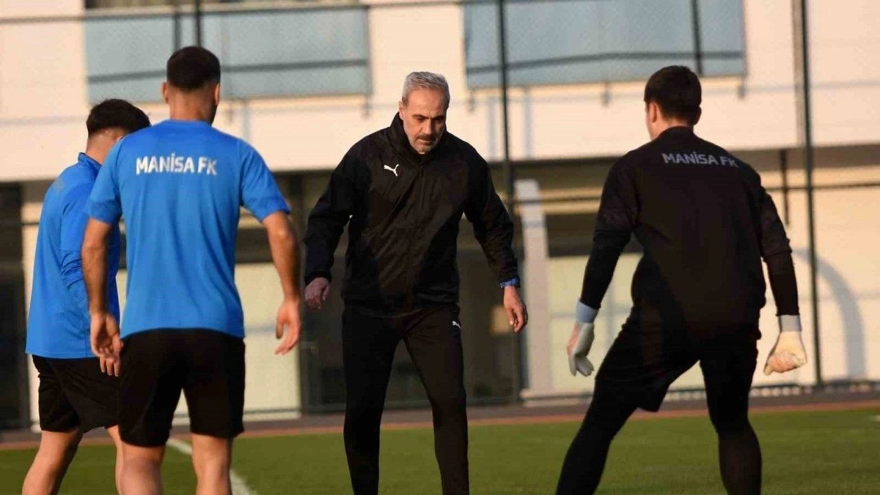 Manisa FK, Adana Demirspor Maçı İçin Antrenmana Başladı
