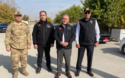 Vali Hatipoğlu Otizmli Çocuğun Aramasını Takip Ediyor