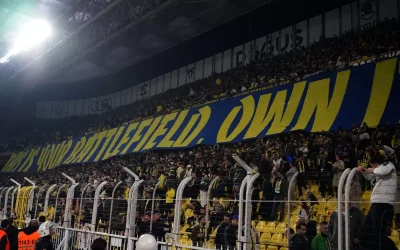 Fenerbahçe derbi sonu Galatasaray için özel pankart hazırladı