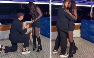 Milli futbolcudan şarkılı evlilik teklifi!