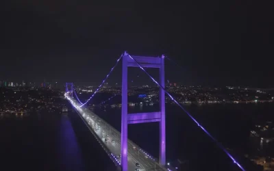 FSM Köprüsü Prematüre Hastalığı Farkındalığı İçin Mor Işıklarla Parlaklığını Gösterdi