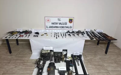Hatay’da Ruhsatsız Silah Operasyonu: 8 Tabanca ve 4 Tüfek Ele Geçirildi