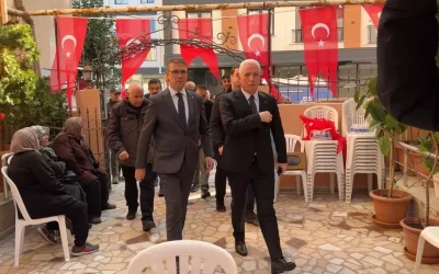 İstanbul Valisi Gül, Şehit Pilot Hasan Bahar’ın Ailesini Ziyaret Etti