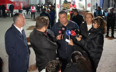 Kocaeli’de Yıkılan Binaların İncelemeleri Sürüyor