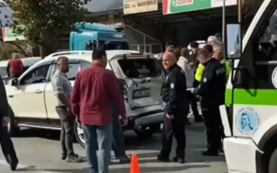 Ünye’de Minibüs ve Otomobil Kaza Yaptı: 12 Yaralı