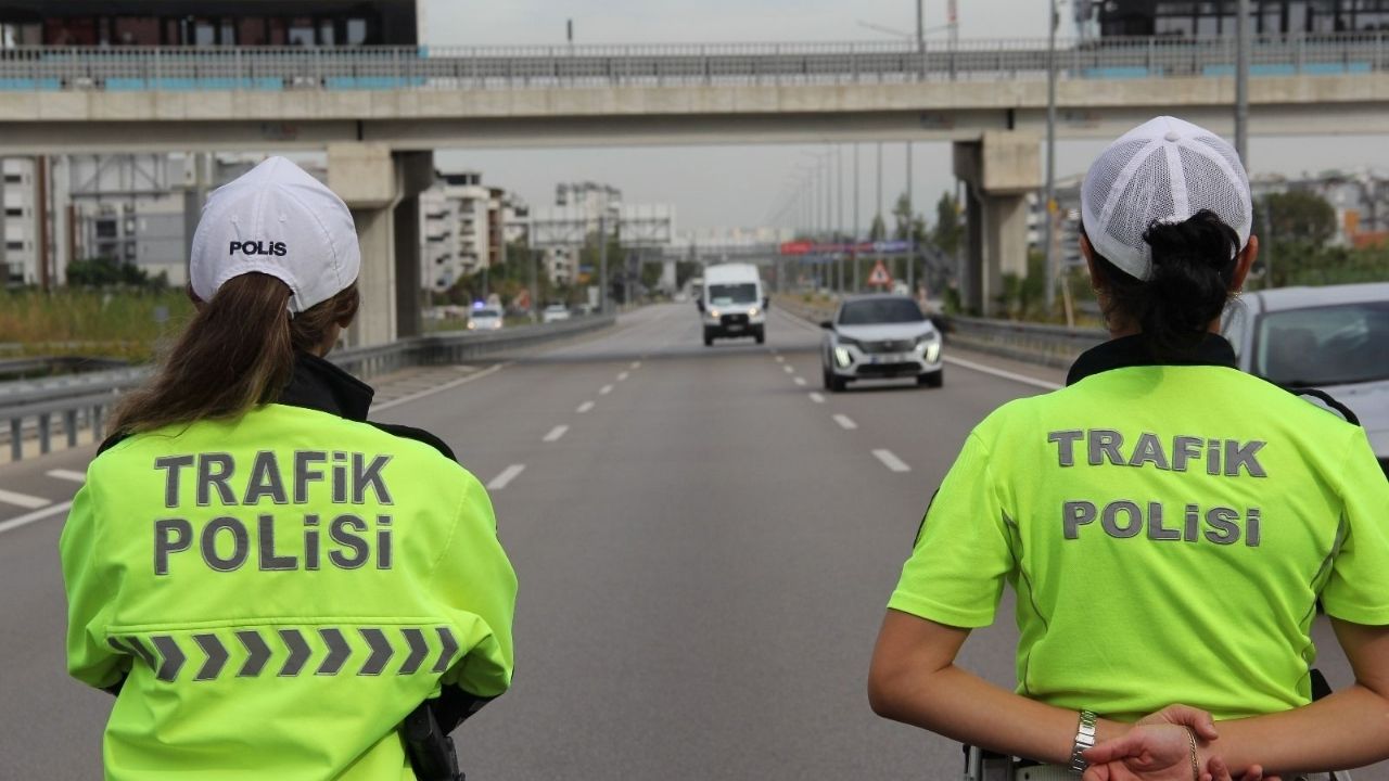 Antalya'da Trafik Denetimleri 74 Bin Araç İncelendi