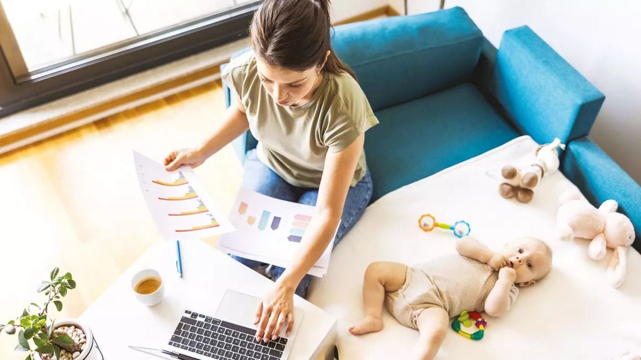 Doğum İzni Süresi Artıyor, Ayrım Kalkıyor