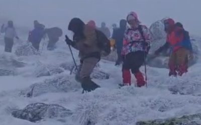 Köroğlu Dağı Zirvesi Karla Kaplandı, Doğaseverleri Bekliyor!