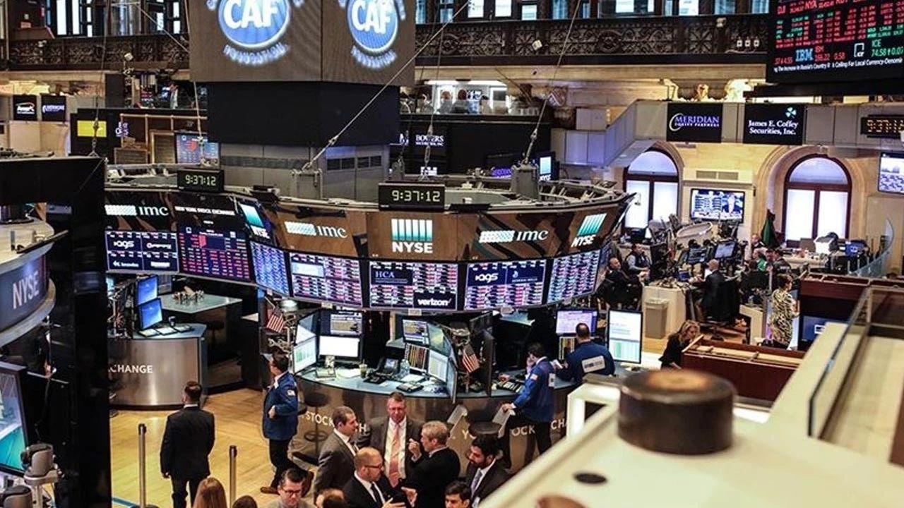 New York Borsası Haftaya Düşüşle Giriş Yaptı
