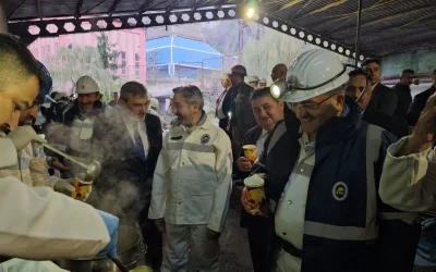 Bakan Yardımcıları, madencilerle bir araya geldi