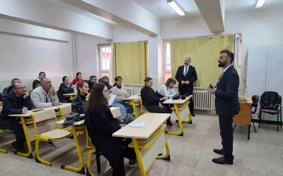 Efeler’de Topçu’nun Eğitim Felsefesi Öğretmenlere Anlatıldı