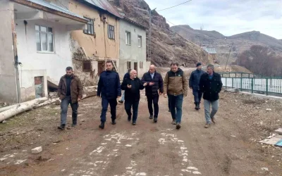 Kaymakam Bayram, köy halkıyla buluştu