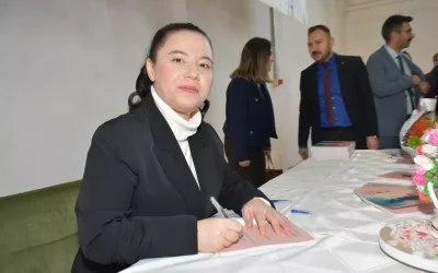 Ruhsal engelli Ümmühan Kalender’in şiirleri kitaplaştı